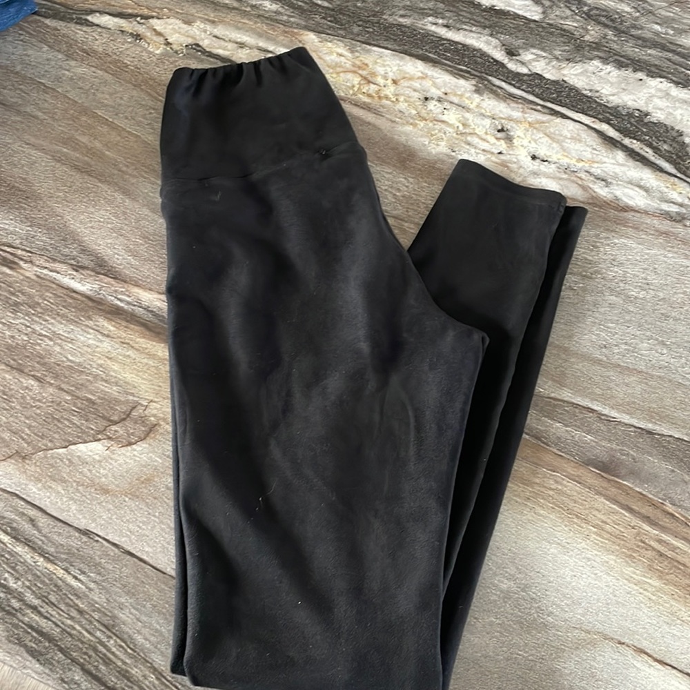Aritzia leggings